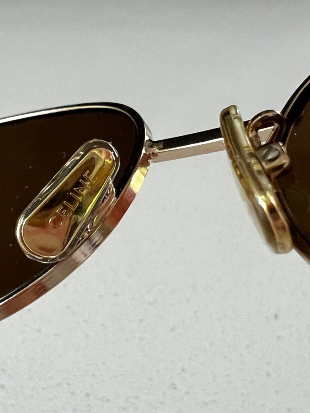 CELINE CL40235U Triomphe Metal oval light GOLD  sunglasses - Picture 12 of 12